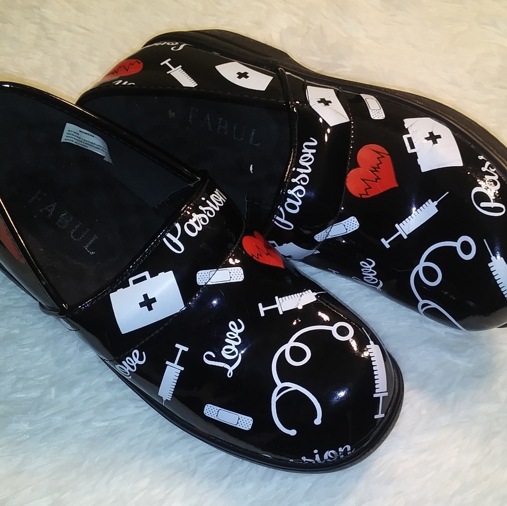 Kabul Nurse Shoes-Clogs